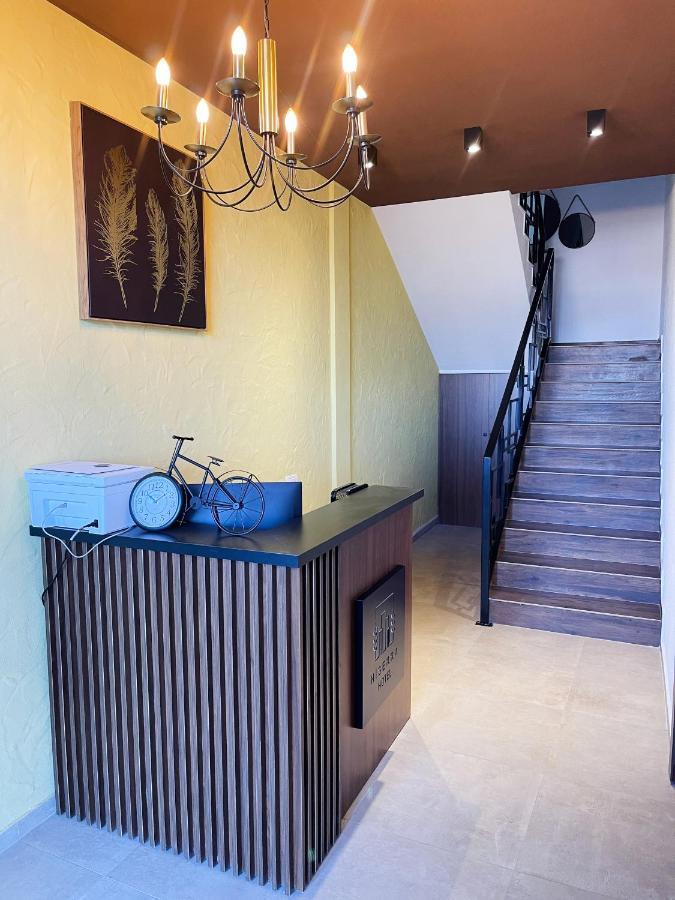 Hotel Hiserra Prizren Esterno foto