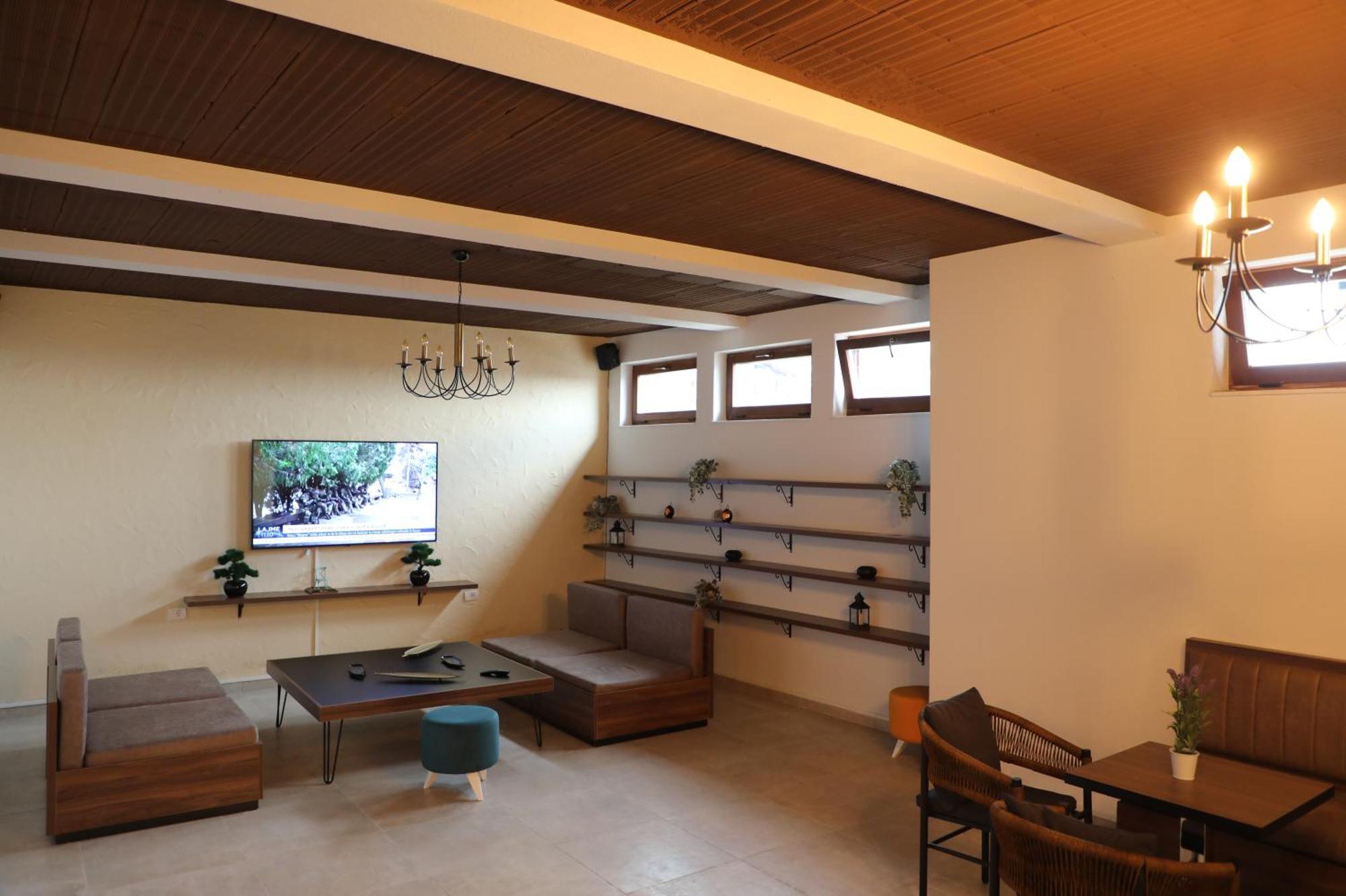Hotel Hiserra Prizren Esterno foto