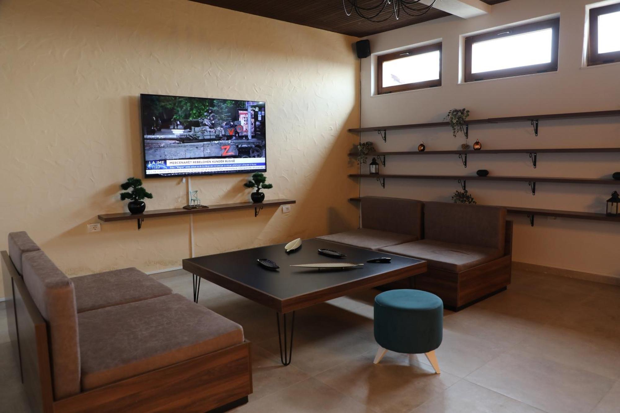 Hotel Hiserra Prizren Esterno foto
